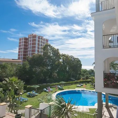 Marina De La Duquesa 813 *
